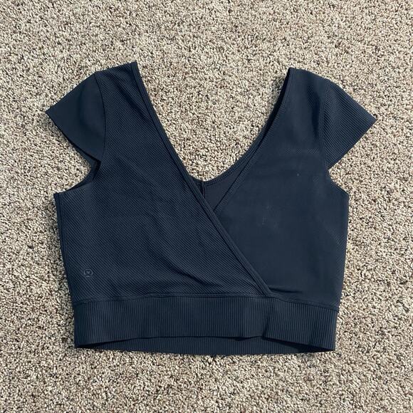 Lululemon Women’s Ready To Rise Short Sleeve Top Cropped Black Ribbed Yoga M/L - Picture 2 of 6